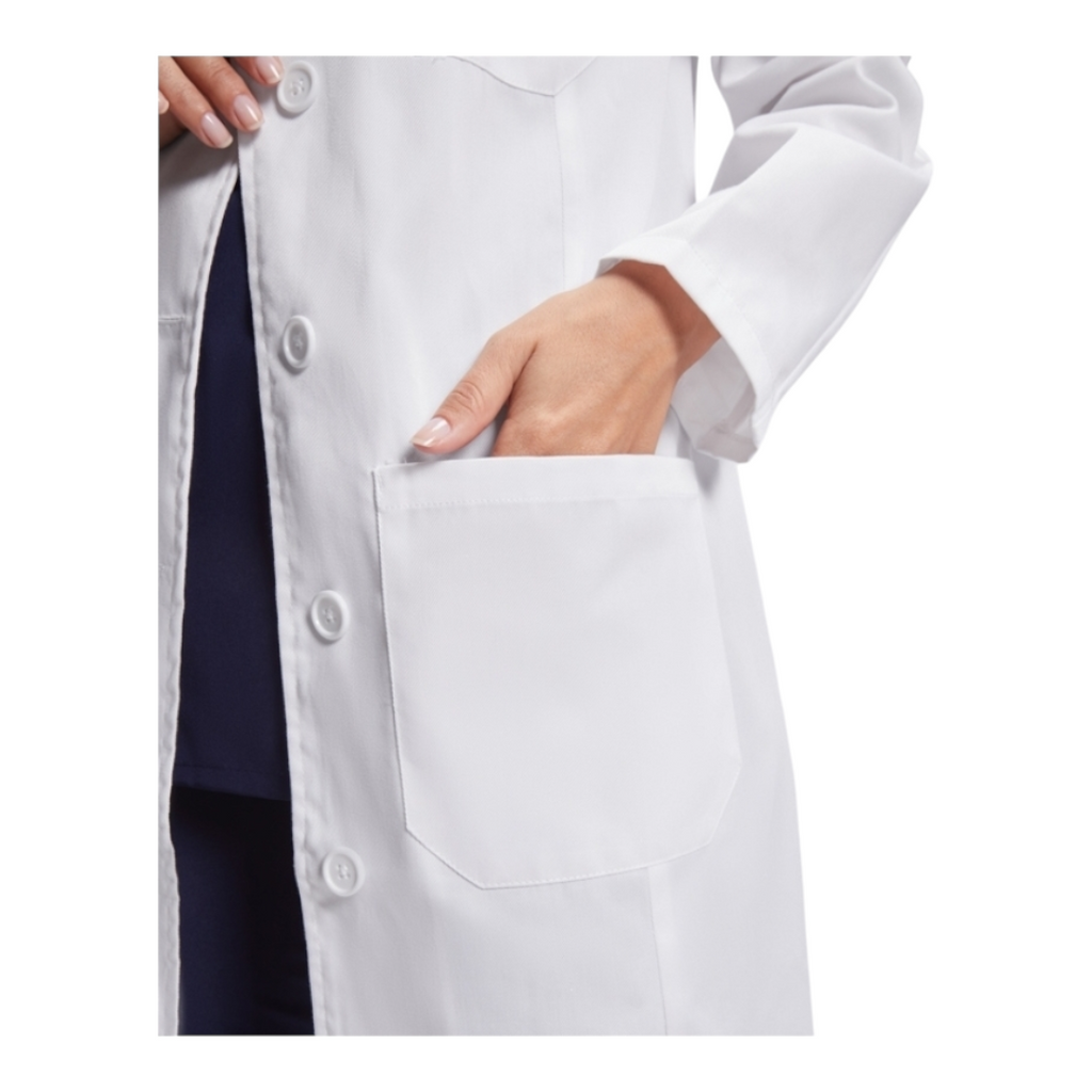 9093 - VACCINE WOMAN