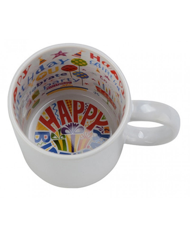 Caneca para sublimação com "Happy Birthday" no interior